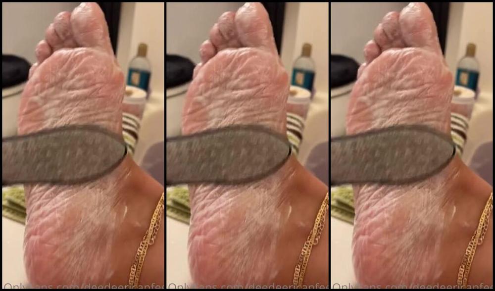 Deedeericanfeet Onlyfans Not A Request Tub Fun How I Scrub My Soles Swipey For Another Clip 2