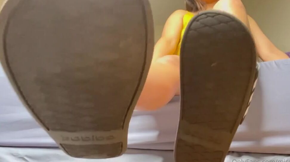 Goddessjvu Onlyfans Giantess Jvu Dominating Your Tiny Soul With Her Dirty Slidesends With A Crushing Session Fw1