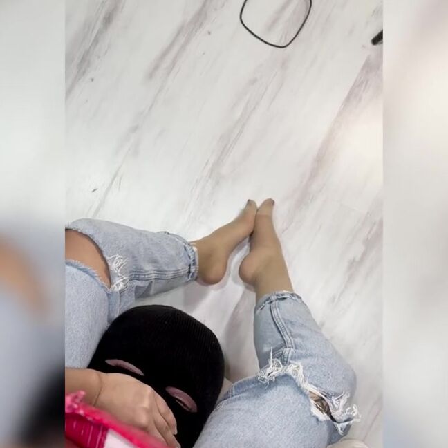 Sahibezeynepppp Onlyfans Boazna Oturdum Altmda Brd Kpekp