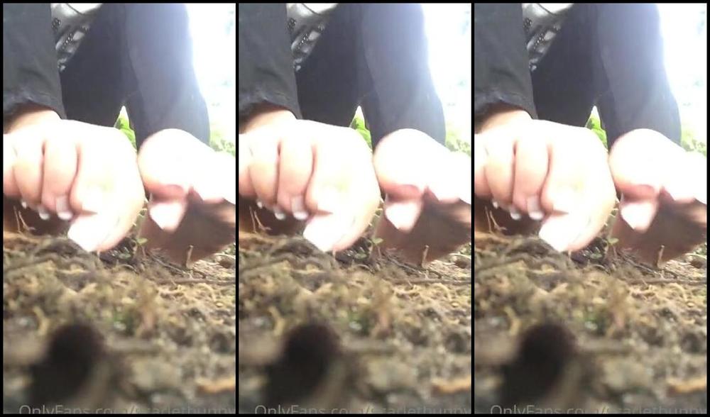 Scarletbunny Nicknamed Scarletbunnyy Onlyfans Scarletbunny Dirtyfeet Footfetish