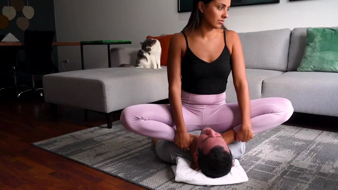 Mistress Enola Onlyfans Having Fun With My Foot Bitch Who Wants To Exchange Places Ap