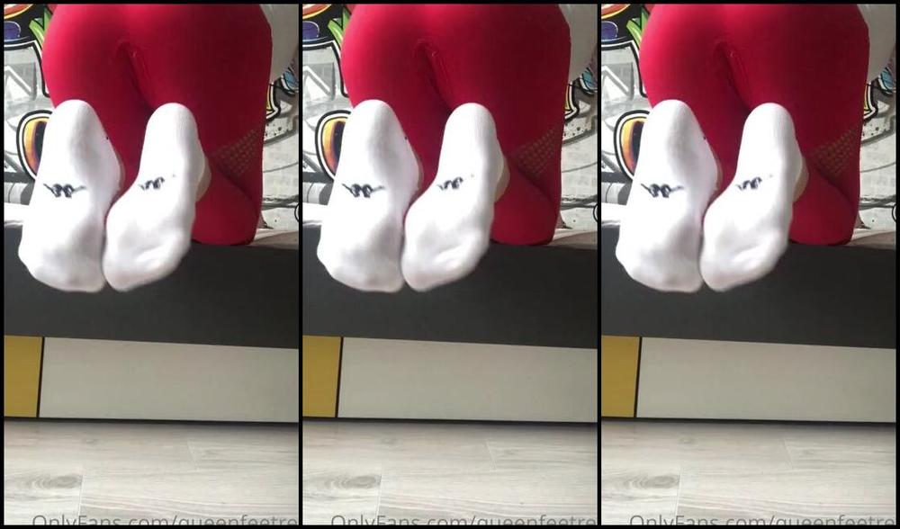Queenfeetred Nicknamed Queenfeetred Onlyfans New Socks New Pics