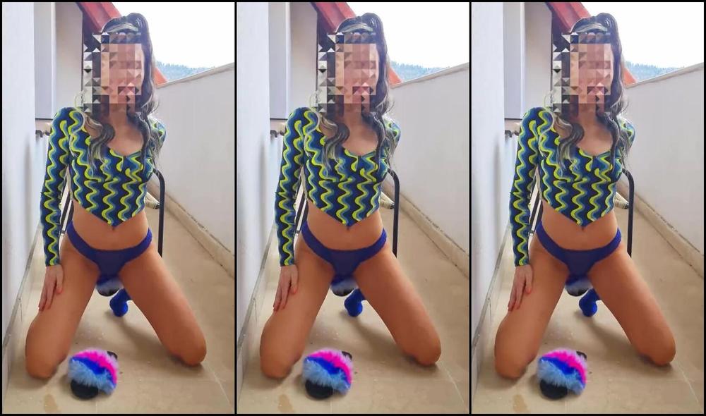 Hip Hop Girl Excited Herself With Her Fluffy Slippers Indecentalice