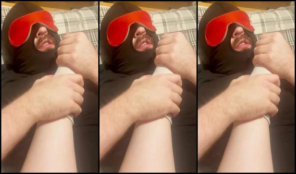 Miss Demi Dee Nicknamed Missdemidee123 Onlyfans Foot Rubs Whenever I Demand Beneath Me Is Where You Ll Always Stand