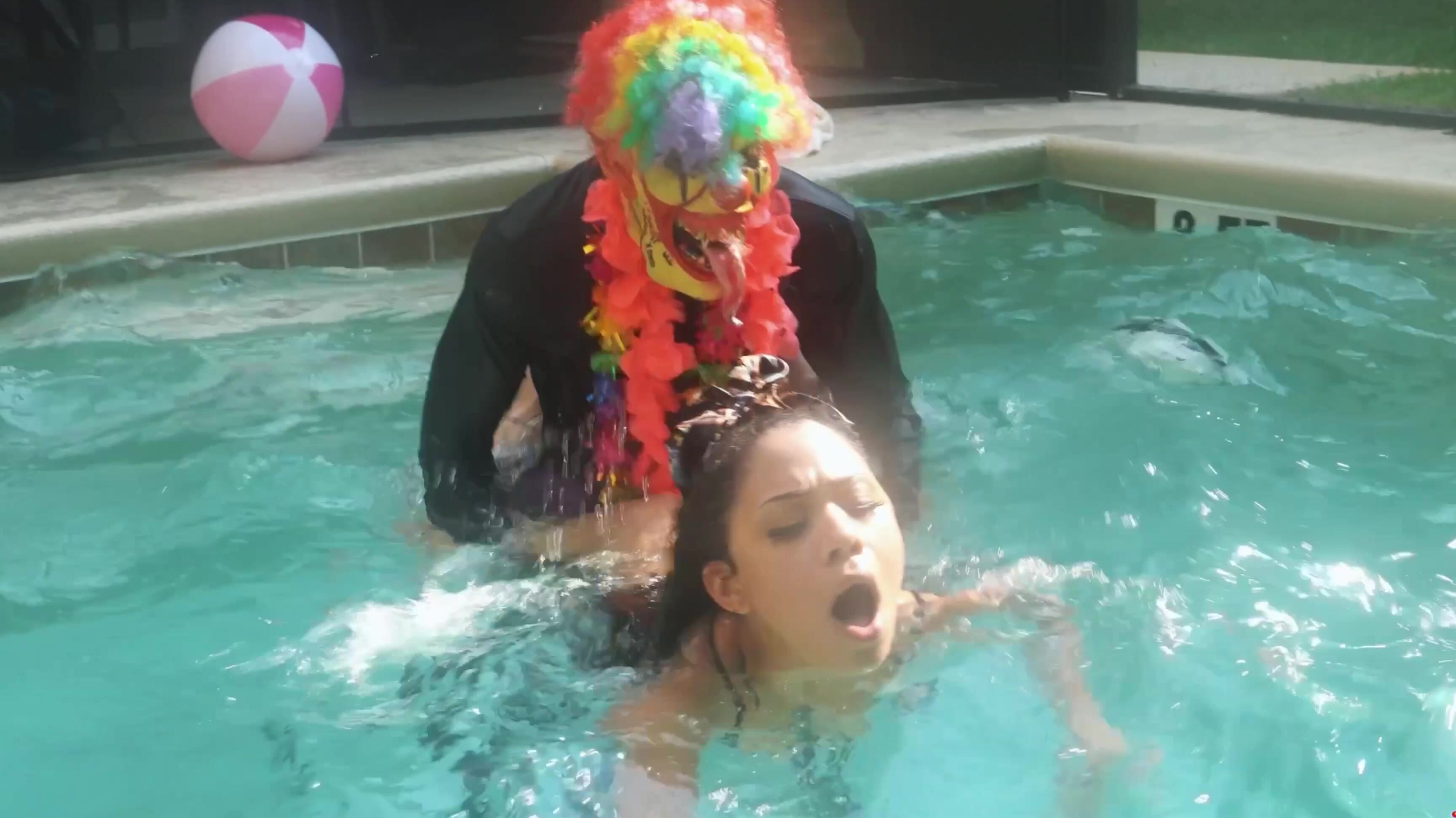 Gibbytheclown Gibby Cock Splashes In Luna Wet Pussy