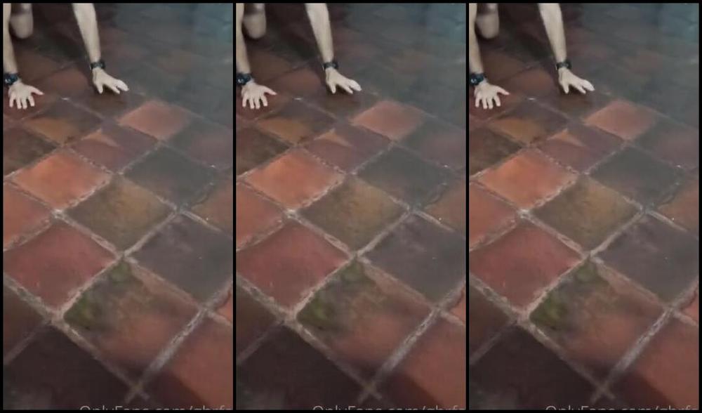 Ghrfan Onlyfans A Very Intimate Session The Day My Owner Was Unboxing Her Exquisite Red Diabolic Heels