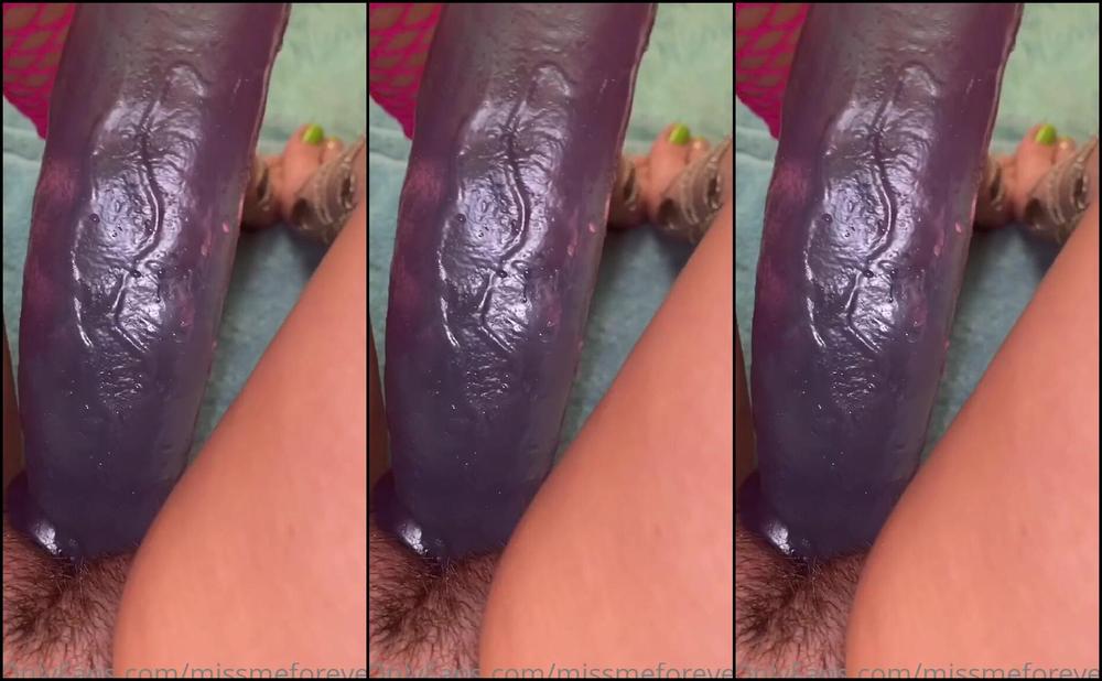 Missmeforever Let Me Rub You Down I Ended Up Do Foot Jewelry For This Show But Didn T Forget Abou