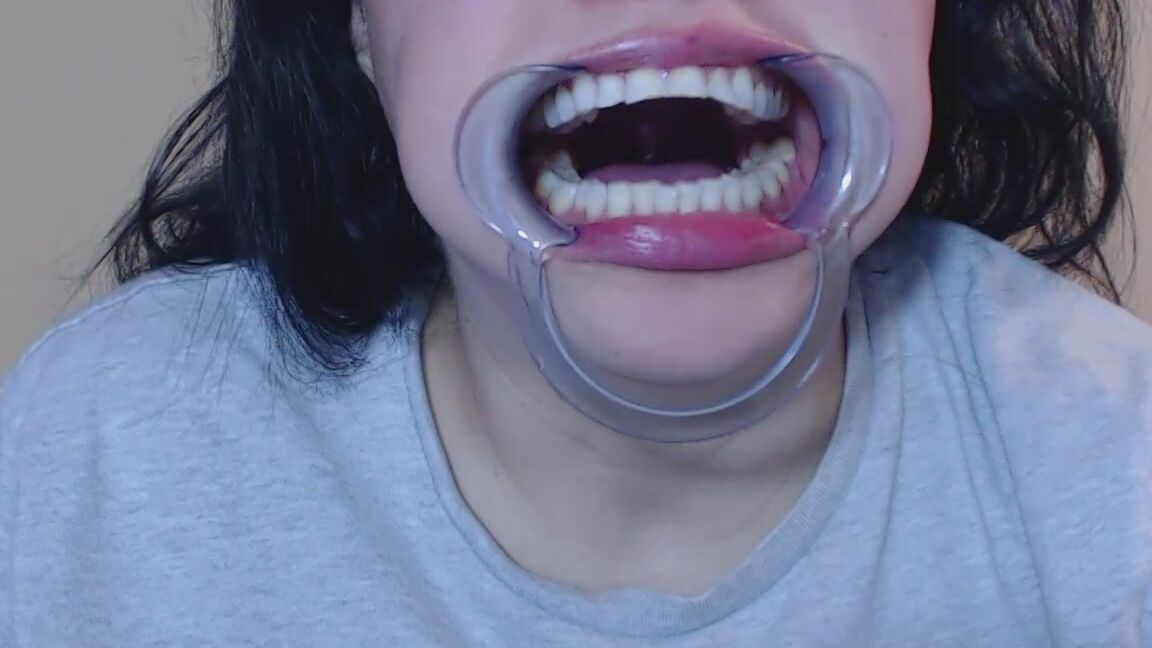 Princessdi Teeth And Drool