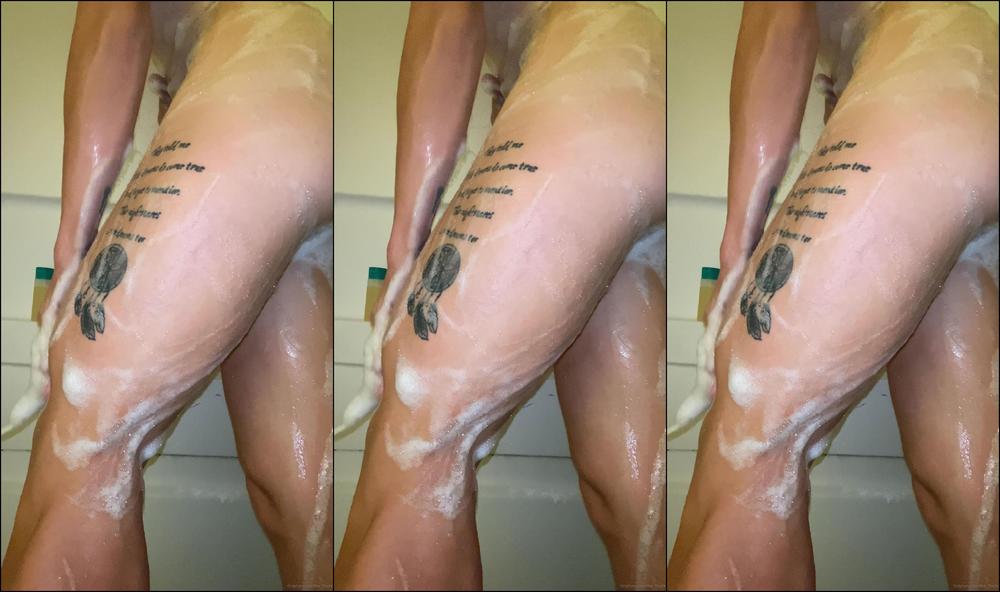 kendra-heaux-10-03-2020-173742030-washing-my-sexy-legs-in-the-shower