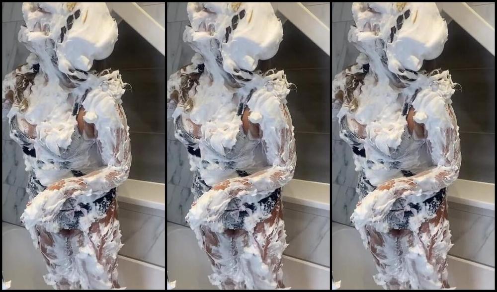 Bsmessybakery Nicknamed Bsmessybakery Onlyfans From Clean To Trashed In Pies Join Me In The Shower