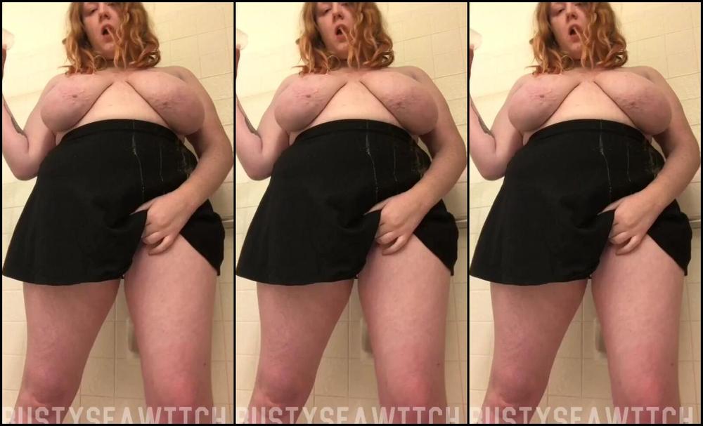 Bustyseawitch Making Nasty Messes