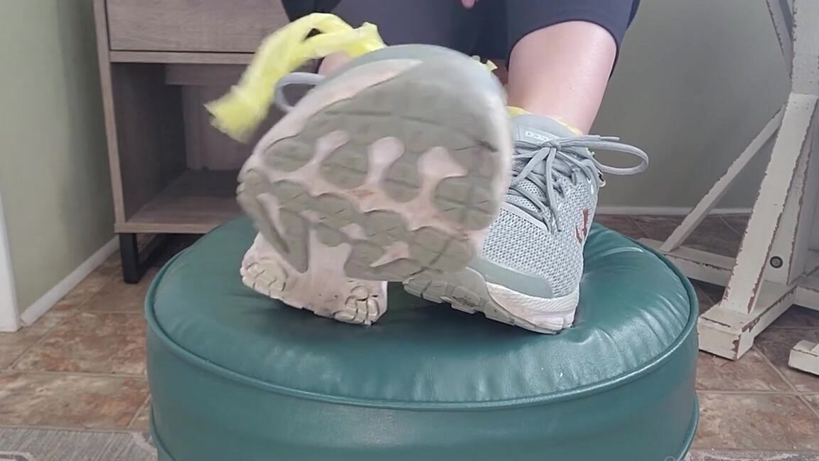 Lisaasmr Onlyfans Smelliest Feet Ever Asmr Custom