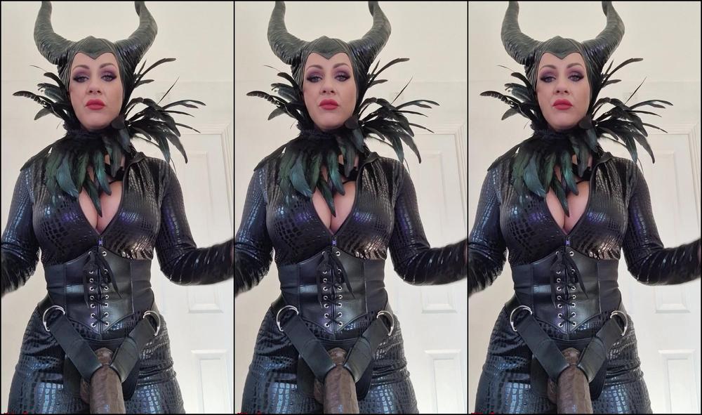 Ruby Onyx Destroying Your Ass On The Dark Side