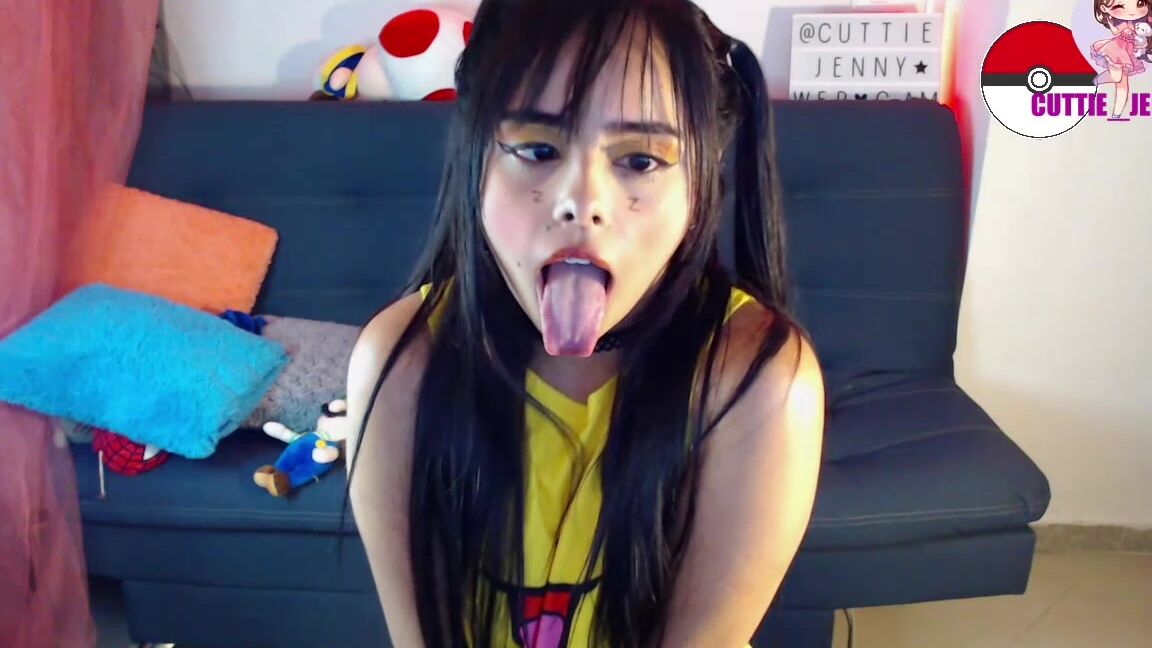 Cuttiejennie Pikachu S Cosplay