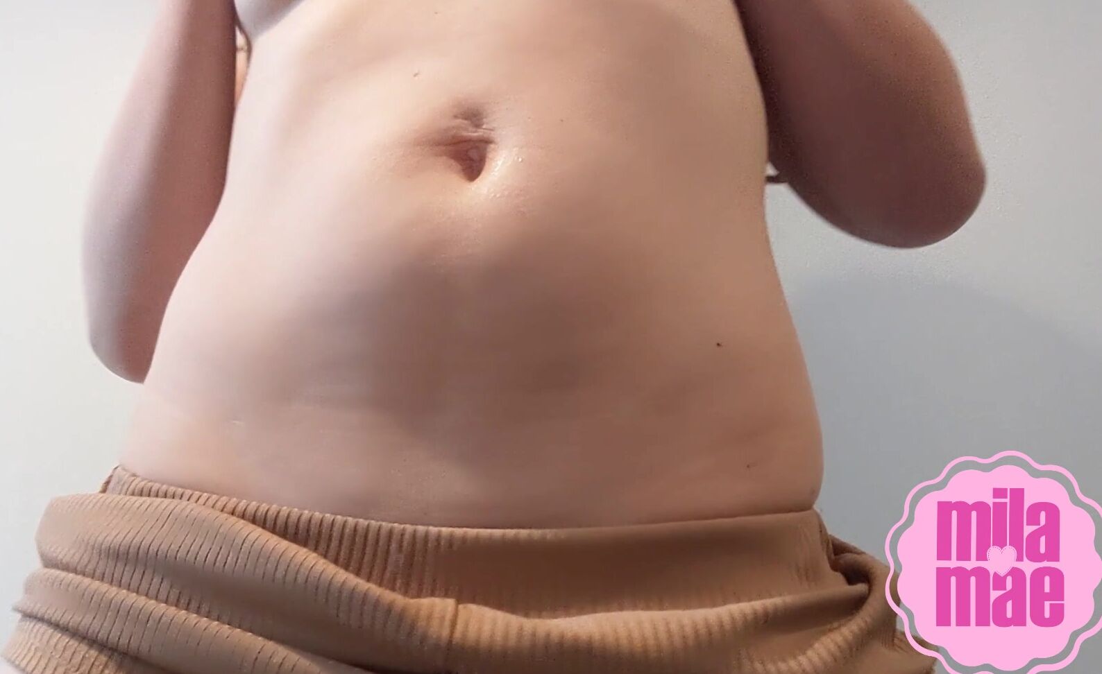 Mila Maexo Belly Button Fetish