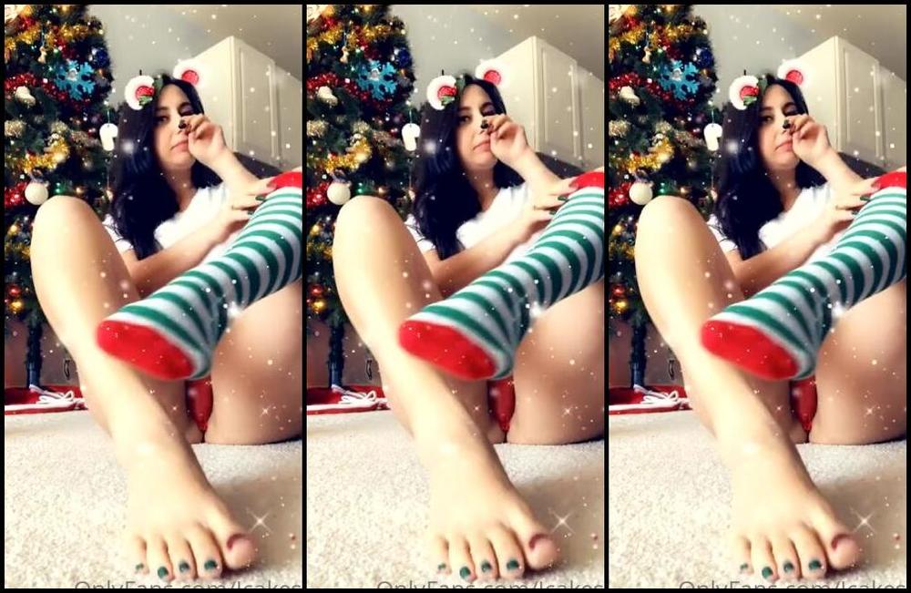 Jenelle Jcakes Nicknamed Jcakess Onlyfans Tbt Last Year Sock Removal Christmas 1