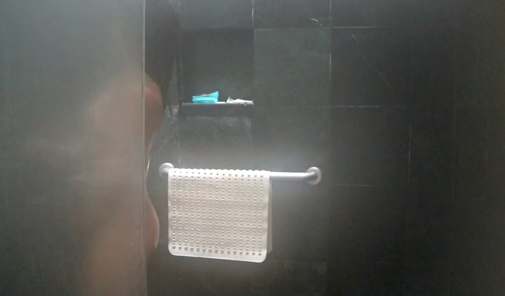 Muscular Women,Reality Porn,Shower,Shower Scenes,Voyeur insatiablebabe undressing and shower after beach ManyVids