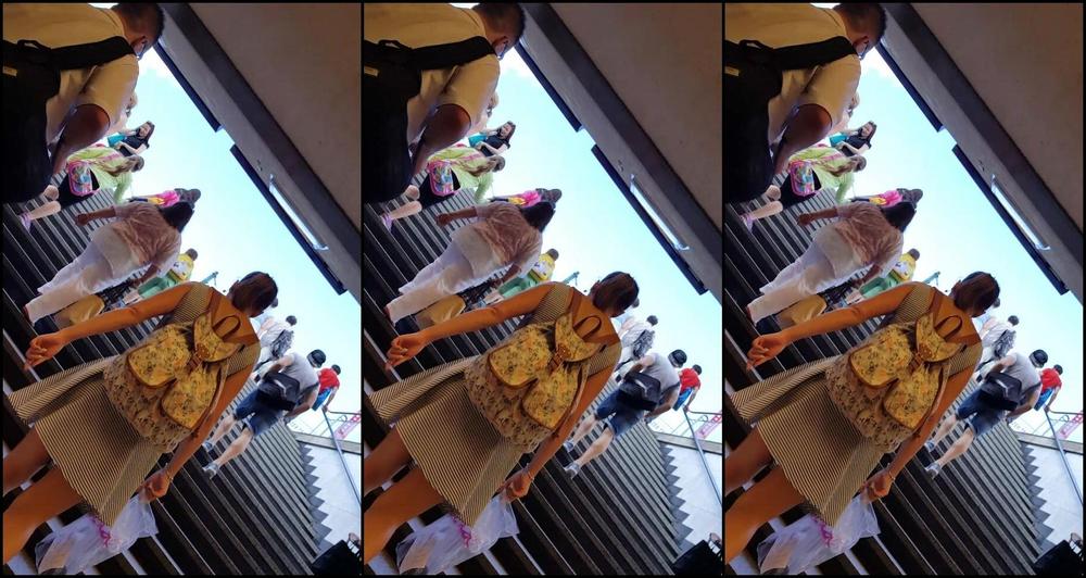 Voyeur, Upskirt Fit girl, slim legs and bubble butt SiteRip