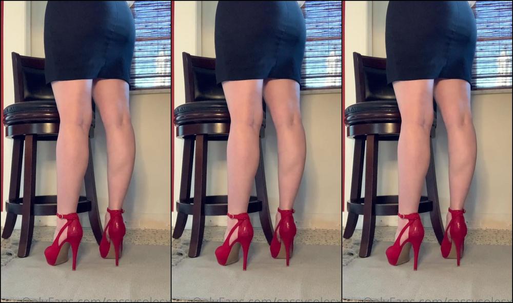 Sassysolesxo I May Not Be Dressed Like It But It S About To Get Real Unprofessional Sex