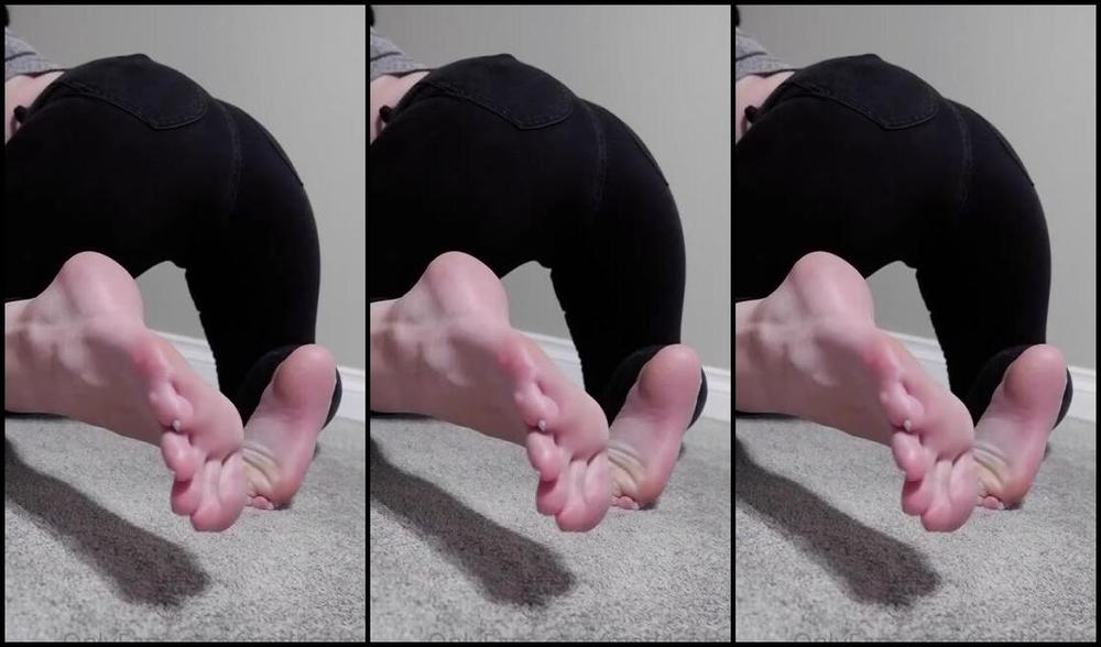 Goddess Mads Nicknamed Mad4Soles Onlyfans Most Of This Video Is Spent Fighting With The Focus On My Camera But Considering Im In It Its