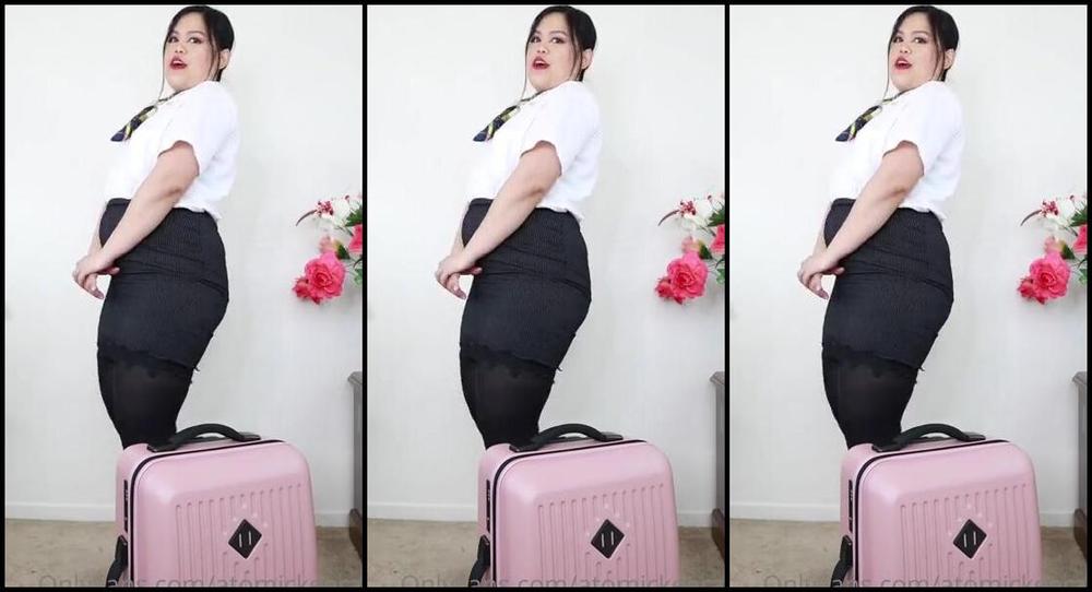 Atomickeerati Onlyfans Thank You For Attending The First Class If You Need Anythingplease Press The Button