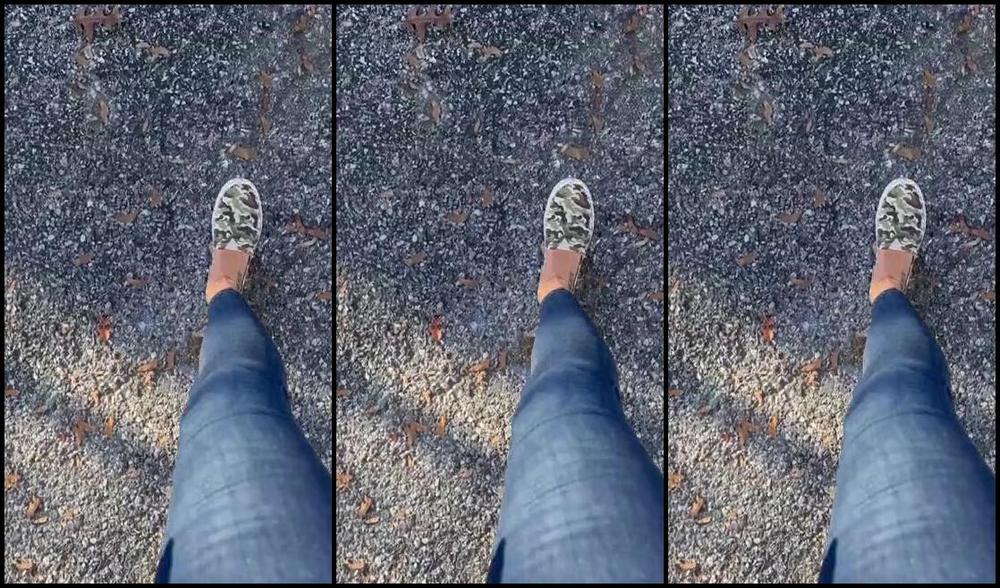 Soldmysolesforink Nicknamed Soldmysolesforink 12 01 2023 Onlyfans Video Hehe Can You Tell Someone Came Down The Aisle I Love Teasing Public Play 7H3T