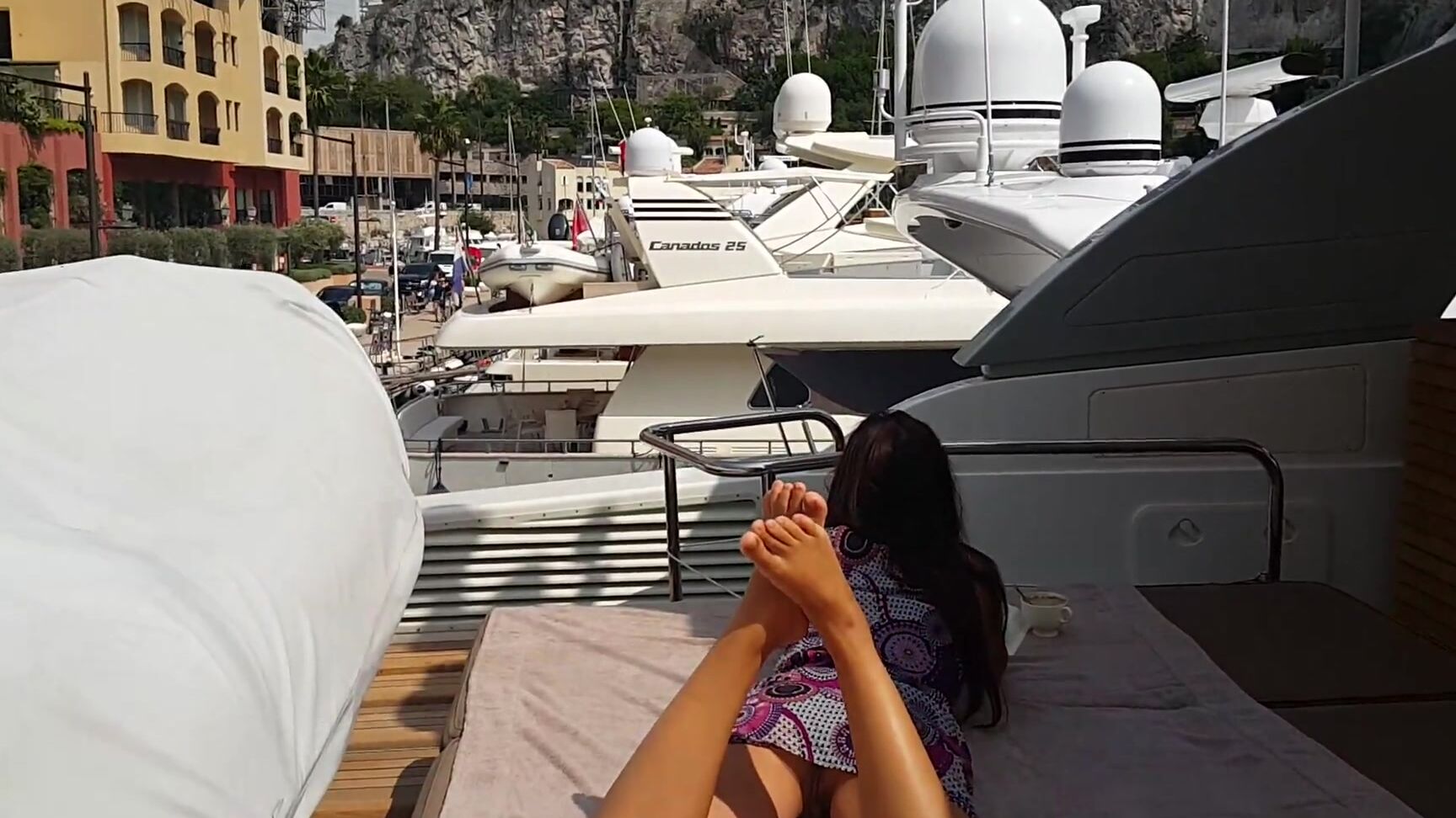 dream4angel upskirt pussy flash on tne yacht Pornhub