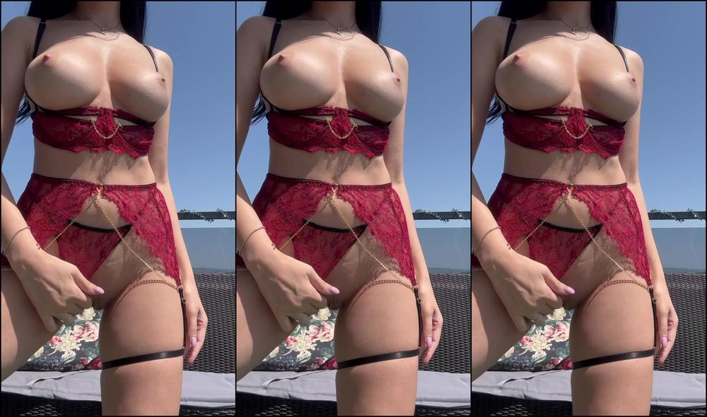 Atomicbrunette18 479