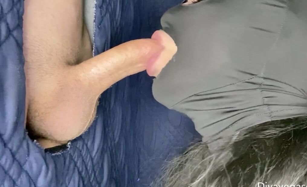 Divavegasgh Thick Inch Down Curved Cock Swallowed