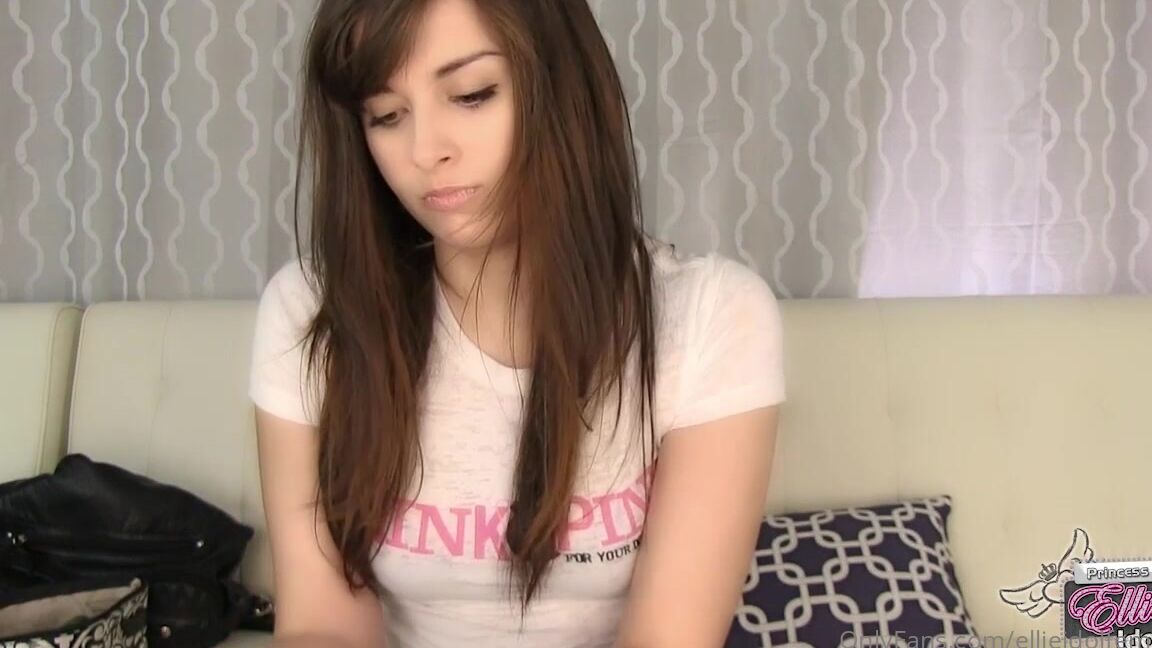 Ellieidolfemdom Made To Be My Bimbo Doll After One Full Year Of Chastity You Re Pretty Desperate To Be