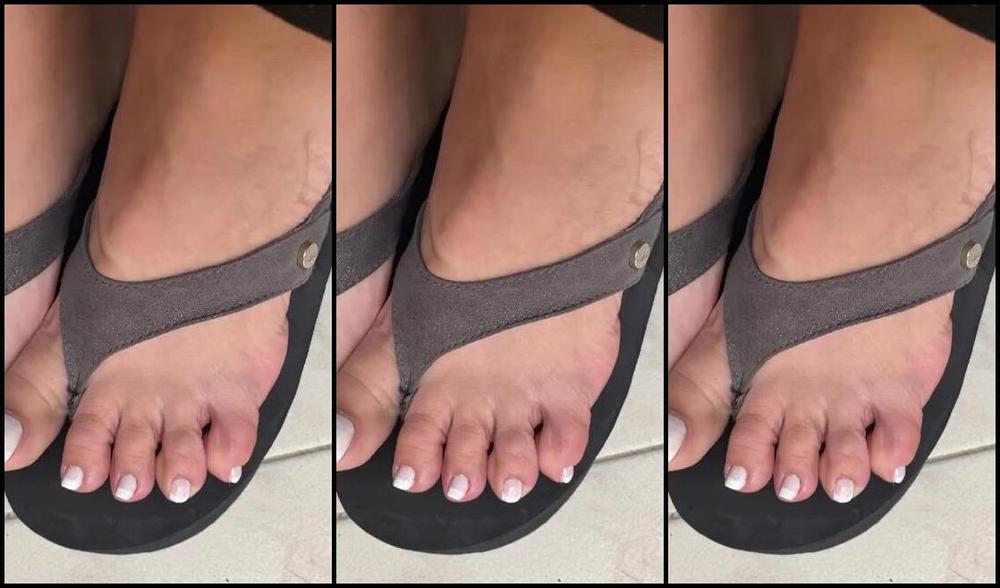 Evvalion Nicknamed Evvalion 07 10 2024 Onlyfans Video Hi Footlovers I Got A New Pedicure Do You Like My French Toes