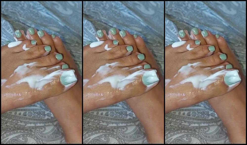 Mica Sandy Nicknamed Sandysmallfeet Onlyfans Cream Looks So Good On Me And This Olive Pediperfect Combo
