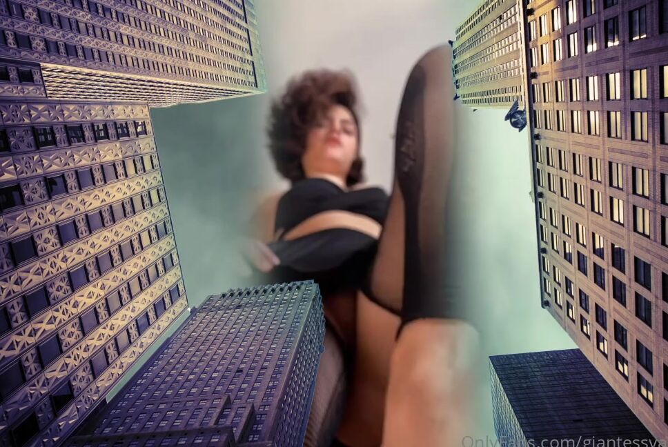 Valery Maxwell Nicknamed Giantessvalery Onlyfans 09 13 2023 An Awesome Collab With Giantesstales I Hope You Like It Otherwise Ill Step On You