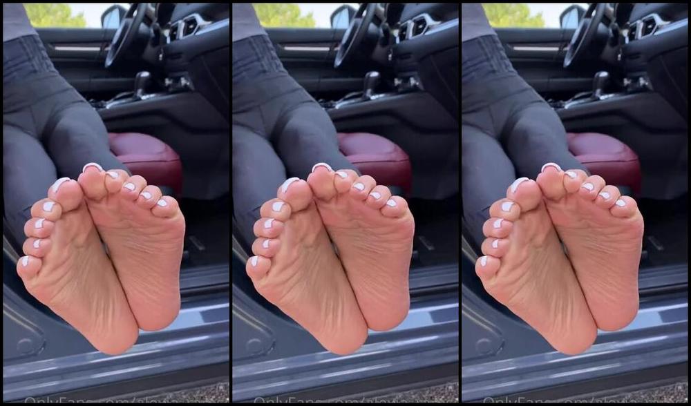 Alexia Ramsey Onlyfans Please Read Lol A Scenario We Shot Real Quick On Our Road Trip Home From North Carolina Today