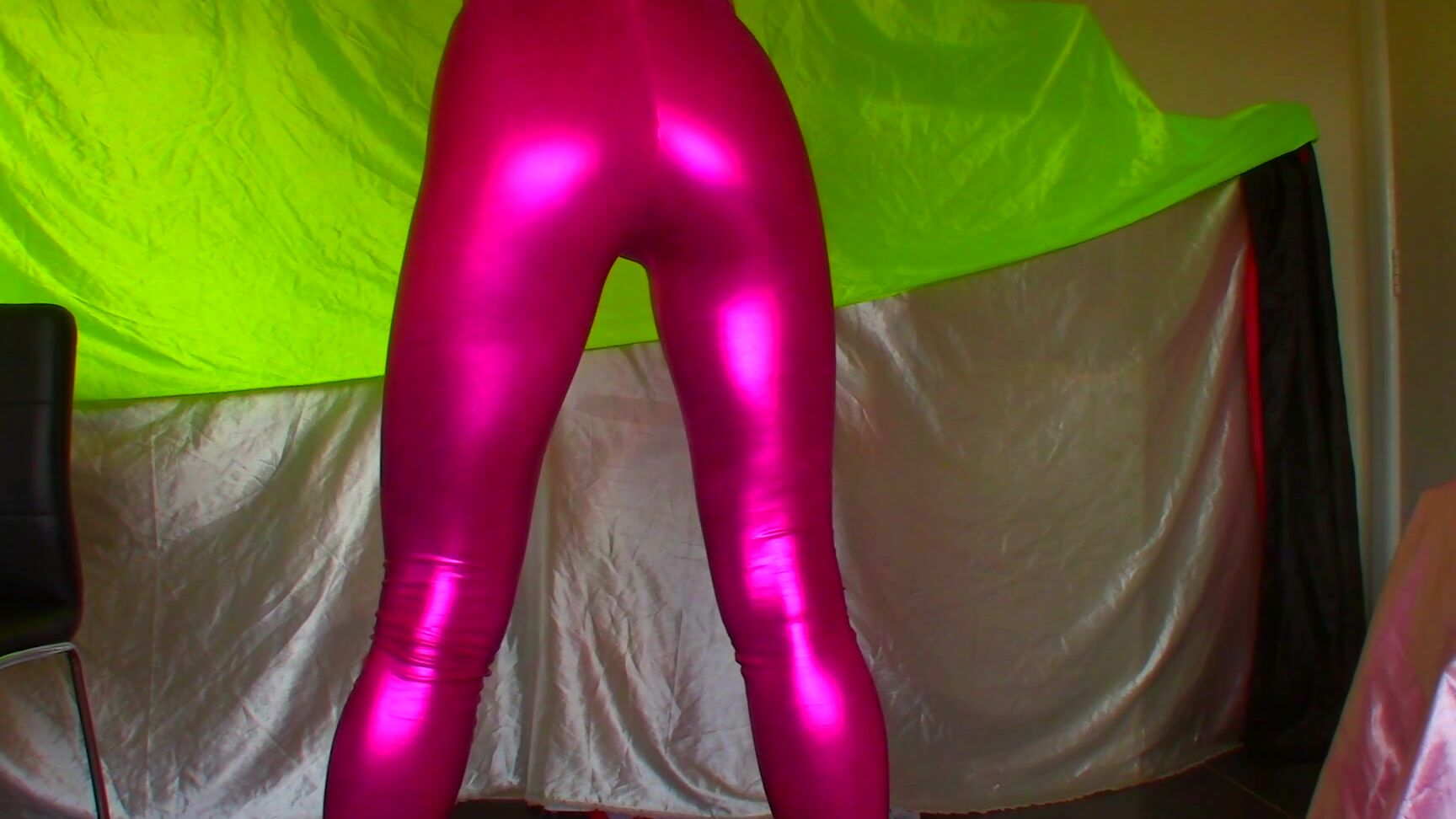 "Goddess Vanessa" ass worship, jerk off instruction, legs, mesmerize, yoga pants Shiny Pink Yoga Pants JOI Manyvids