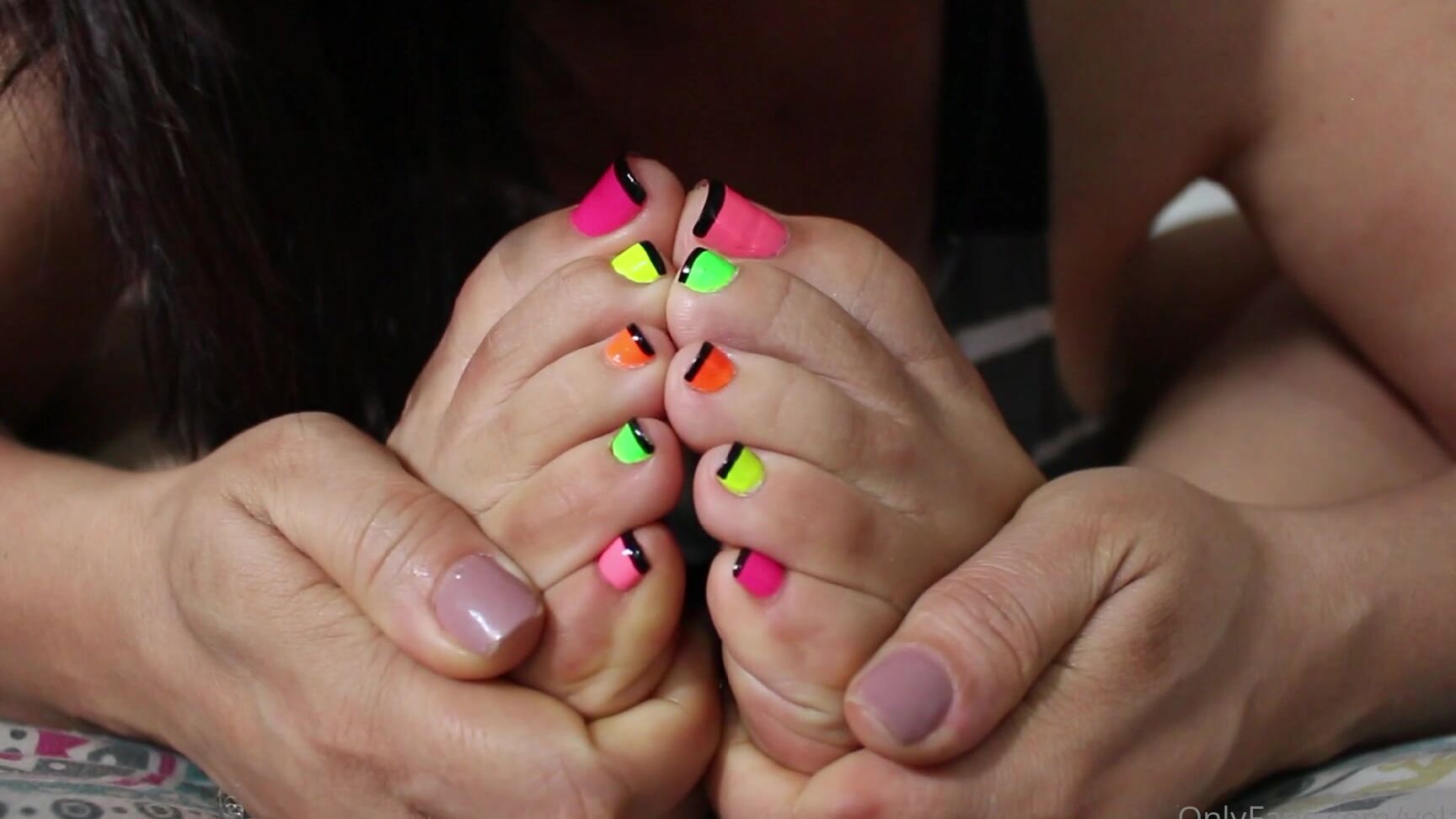 Yelahiag Foot Seduction Masturbation And Squirt Hello How Are You Today I Share With You This V