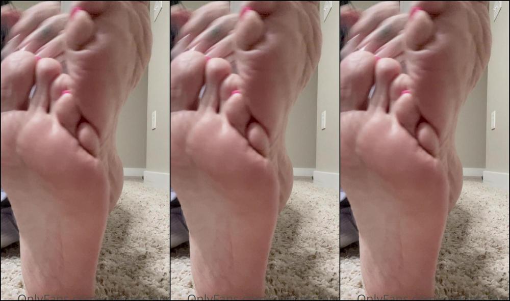 Goddessfendi 2339986254 01 24 2022 Some Soles For Your Sunday