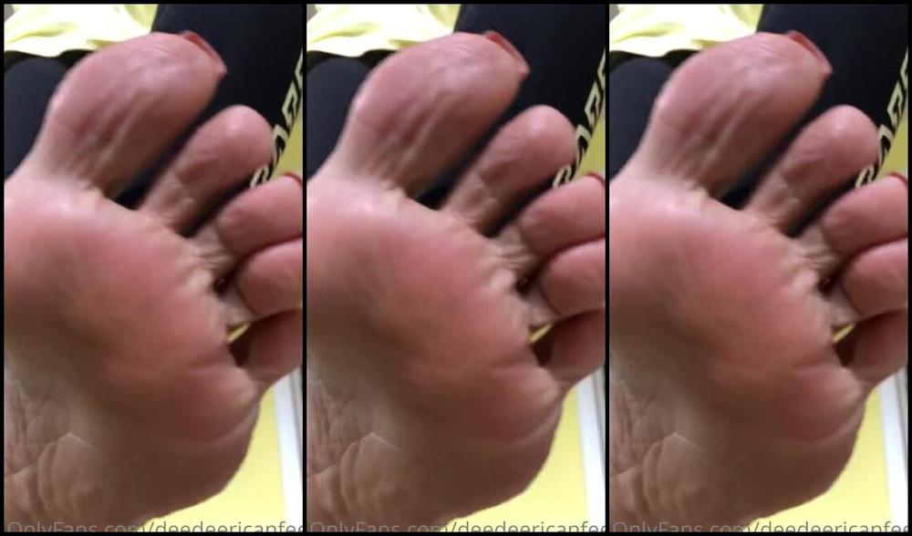 Deedeericanfeet Onlyfans Another Giantess Request