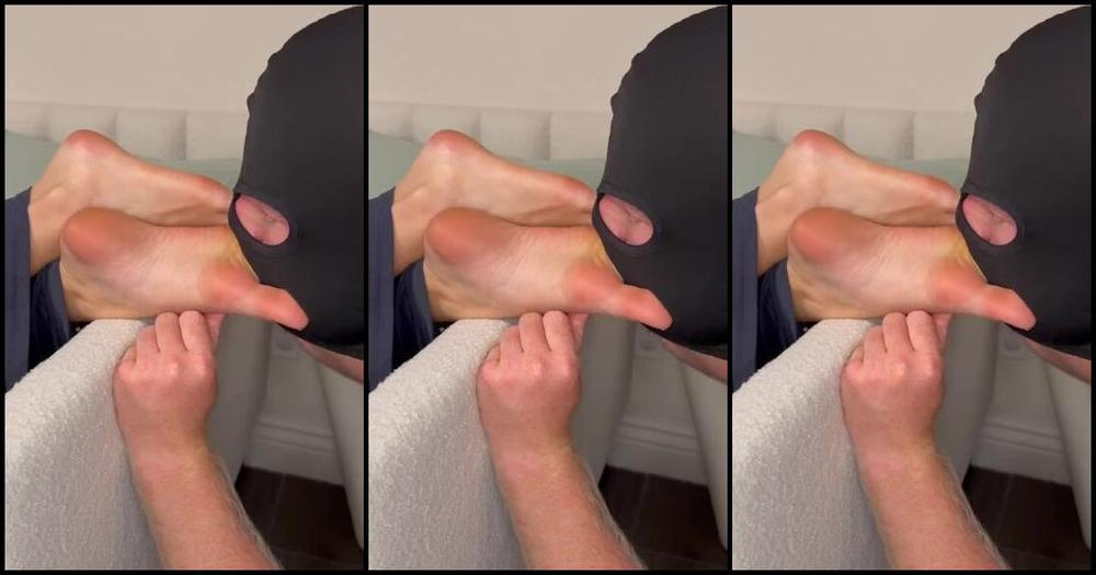 Linzi Little Aka Hang10Toess Foot Fetish 08 16 2024 Onlyfans Video I Dont Think Me And Super Soles Have Made A Worship Video From This Angle Before I Wrip