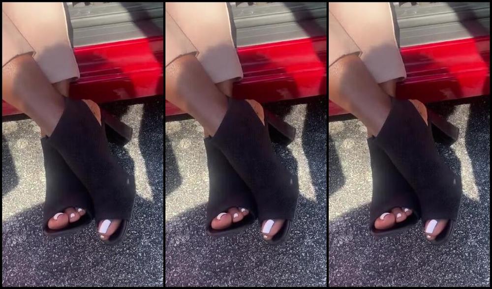 Firstclasssoles Aka Fc Soles Onlyfans 02 16 2023 Stranger Donna Jan 2023 Size 95 I Met Her At My Moms Business Meeting I