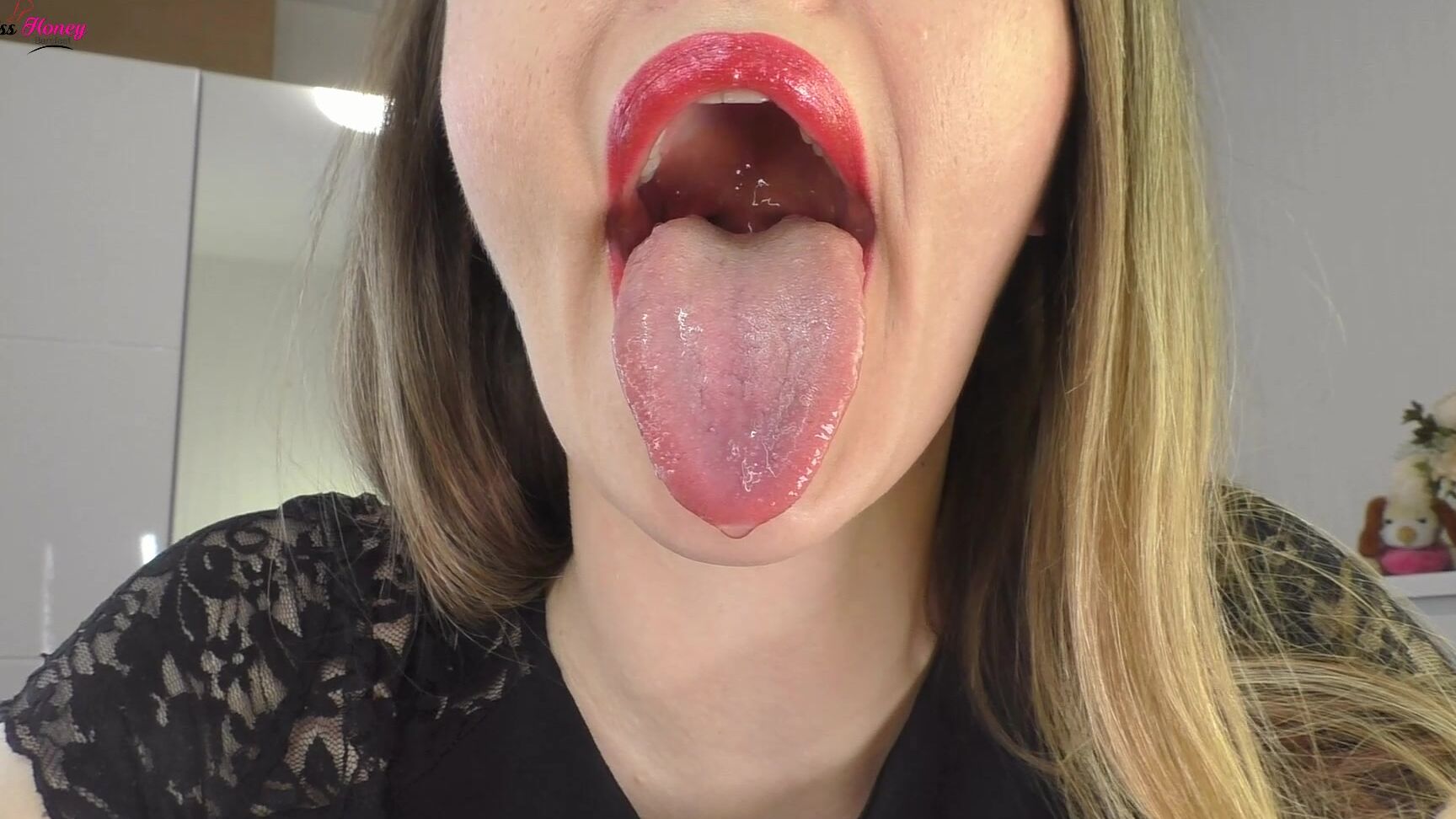 "Honey Barefeet" lipstickfetish, mesmerize, mouthfetish, sfw, spitfetish, tonguefetish my long tongue dripping wet with spit Manyvids
