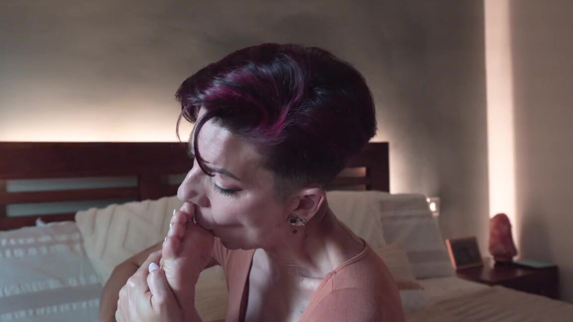 Solesmad Fetish Queen Nicknamed Solesmadvip 06 20 2025 Onlyfans Video Happy Friday Feliz Viernes Fridays Are Always The Best Day Of The Week But If You