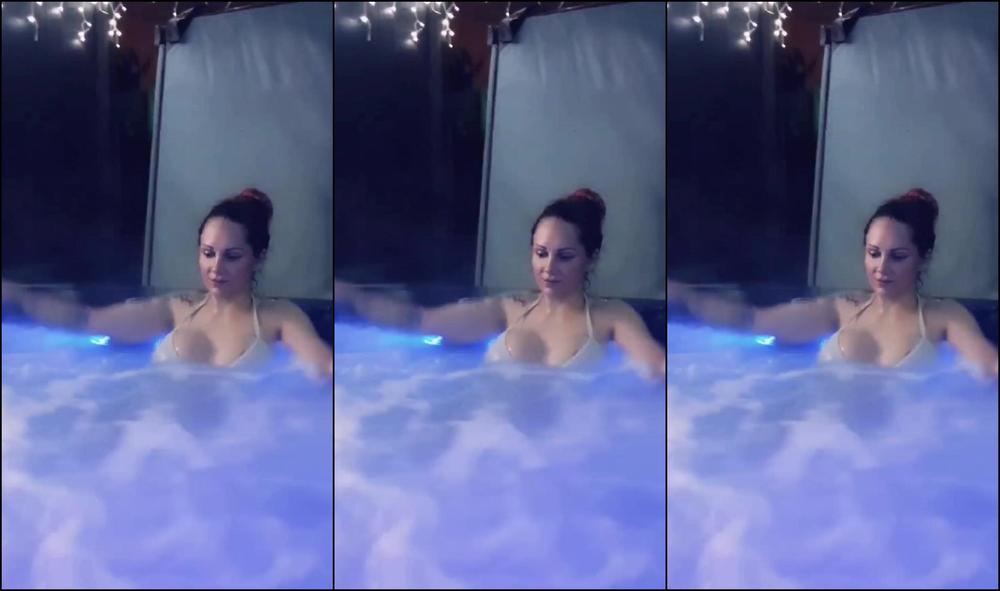 Ruby Onyx Hot Tub Antics