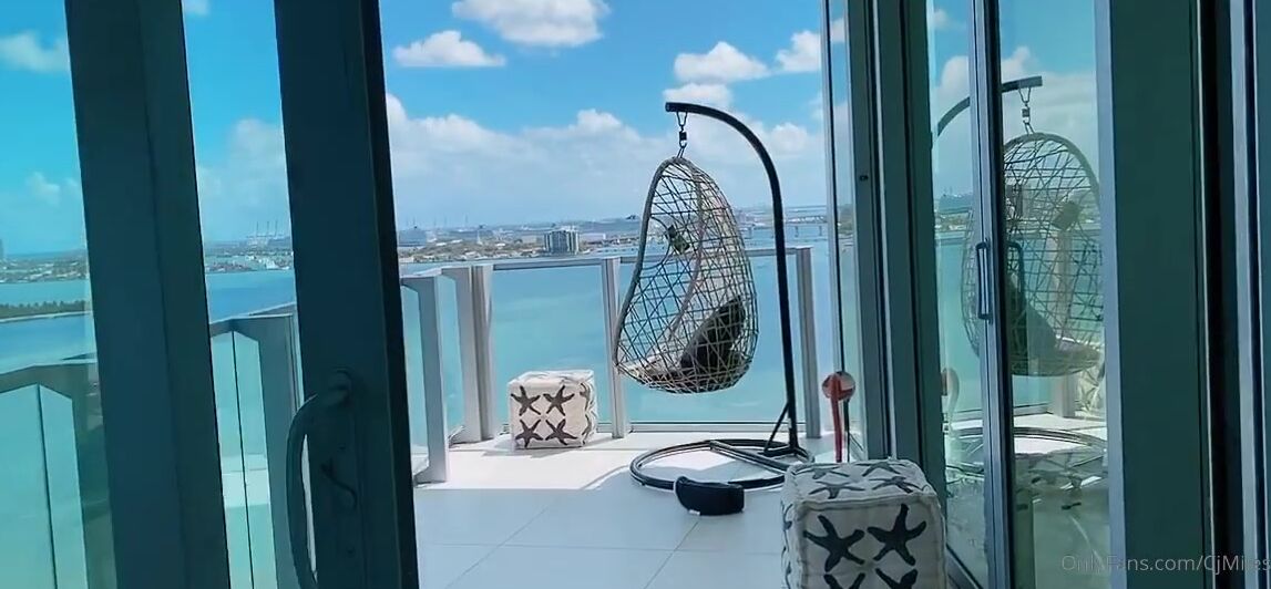 Cjmiles 22 03 2020 26869320