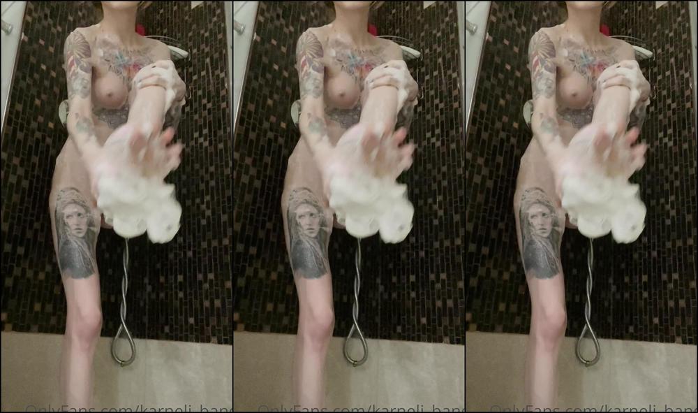 Karneli Bandi Would You Like To Take A Shower With Me And Rub My Soft Body