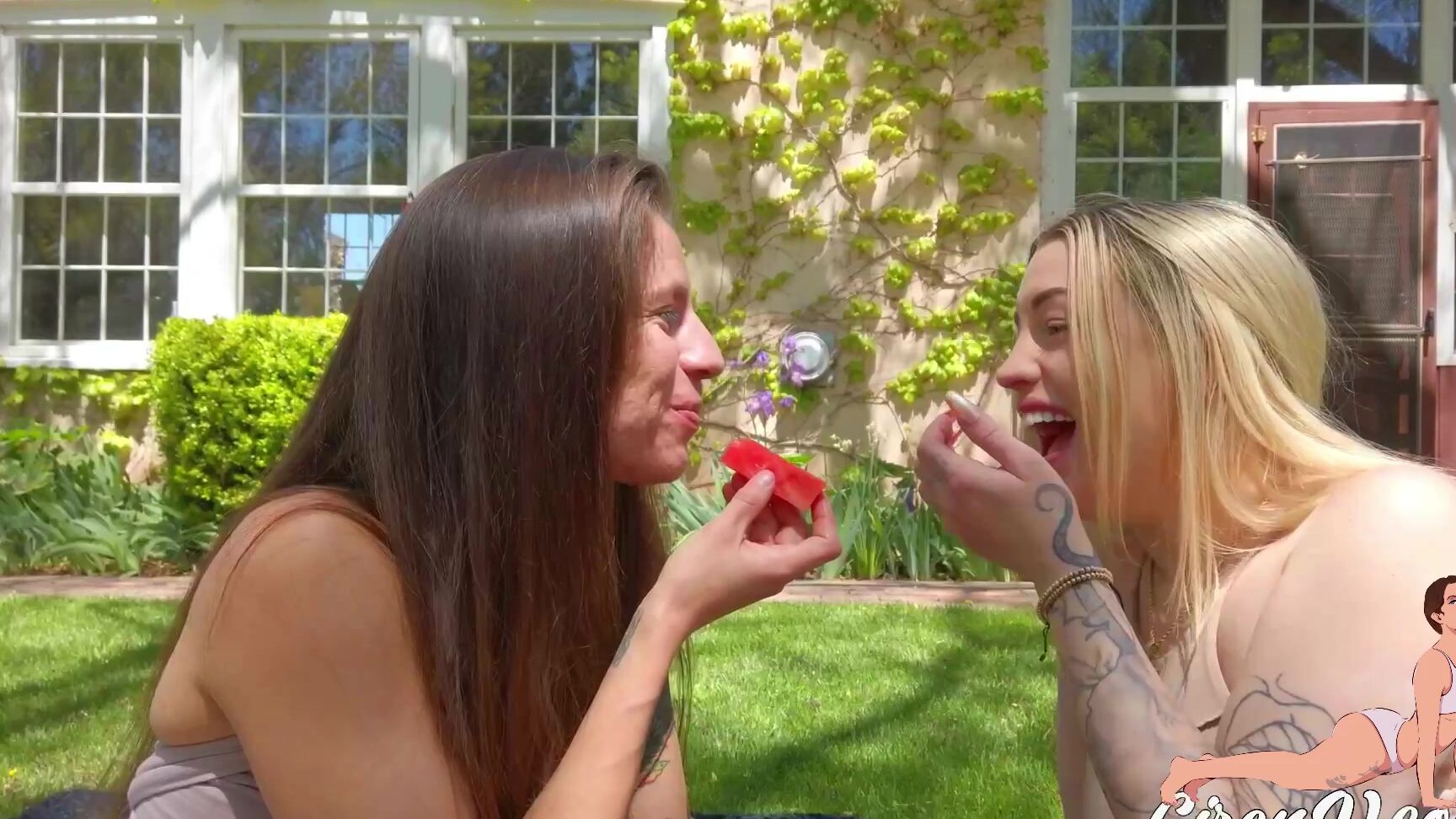 69,All Natural,Girl Girl,Outdoors,Pussy Eating ciren verde sexy girls fucking outdoors ManyVids