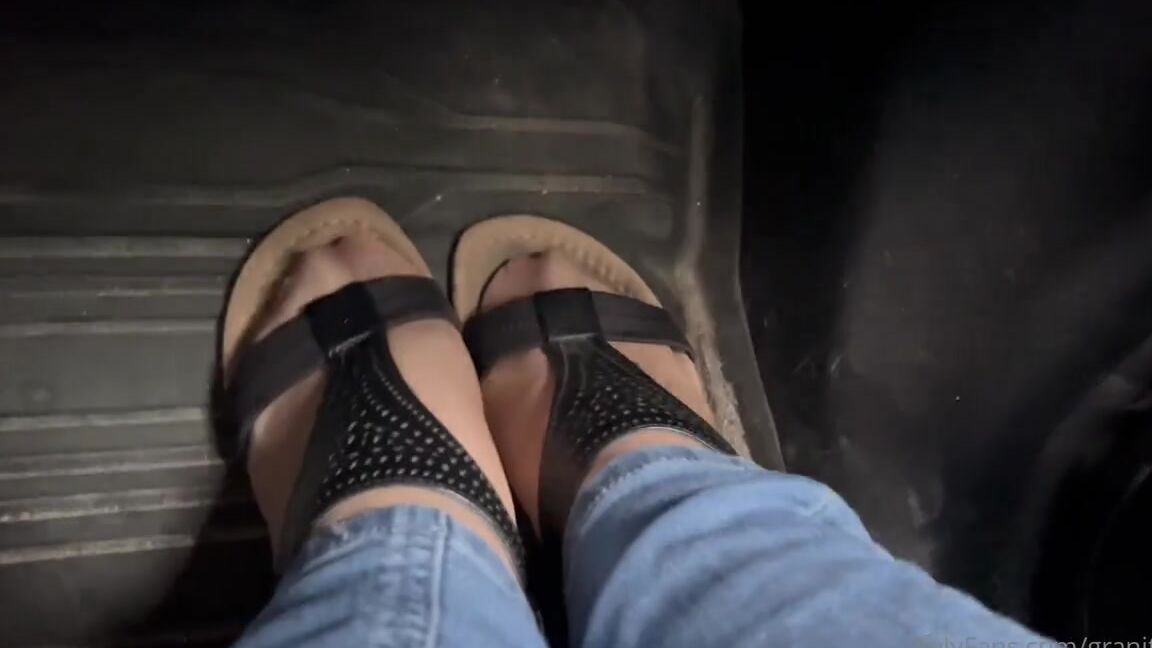 Shawna Nicknamed Granitegirl Onlyfans I Almost Forgot It S Toes Day