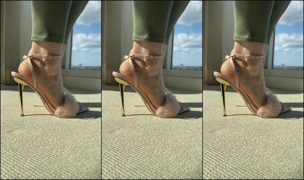Goddessfendi 1148899073 10 27 2020 I Know You Re Drooling Over My Gorgeous Feet And Arches In These Heels