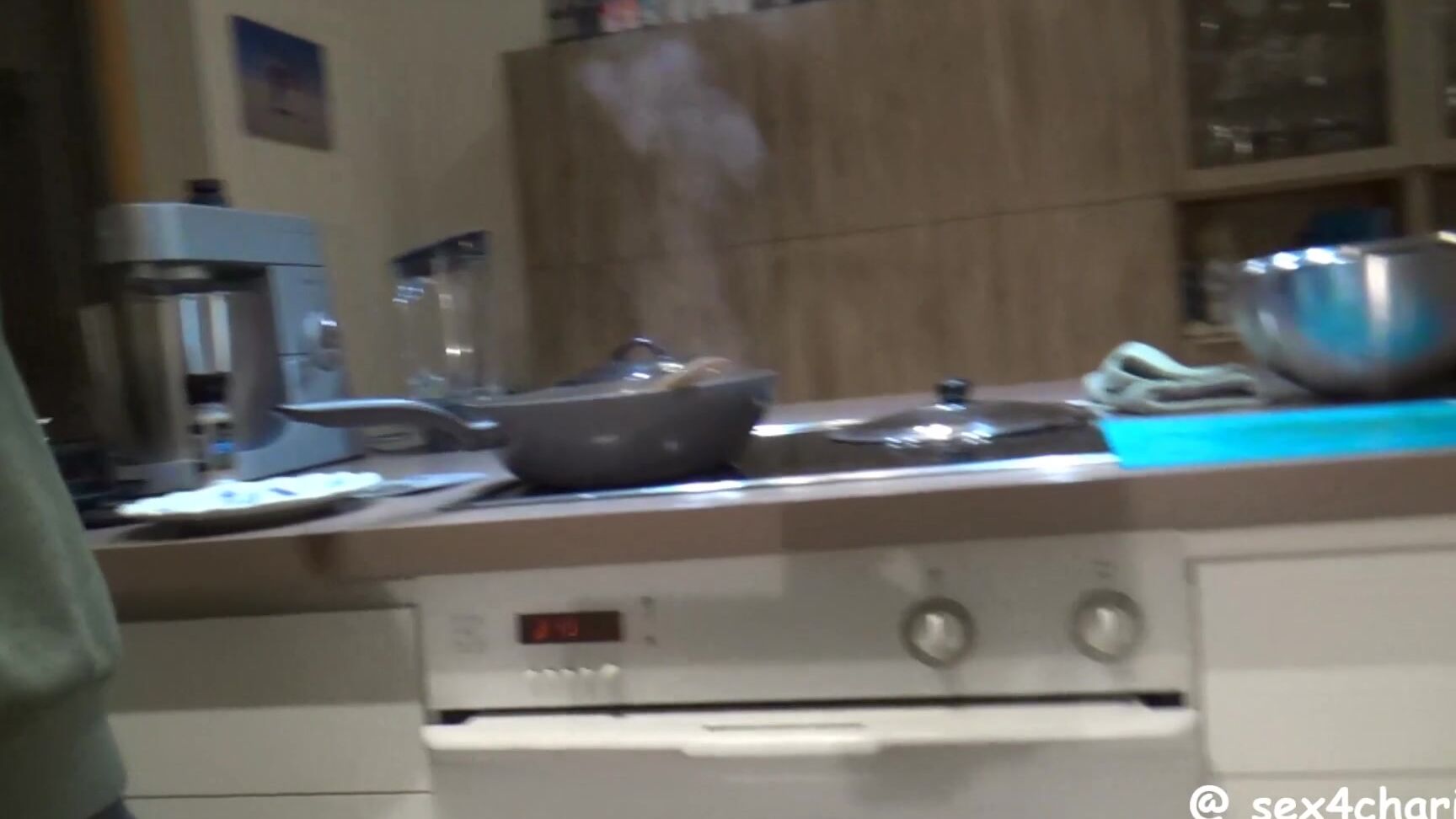 sex4charity Just a spanking session in the kitchen Pornhub