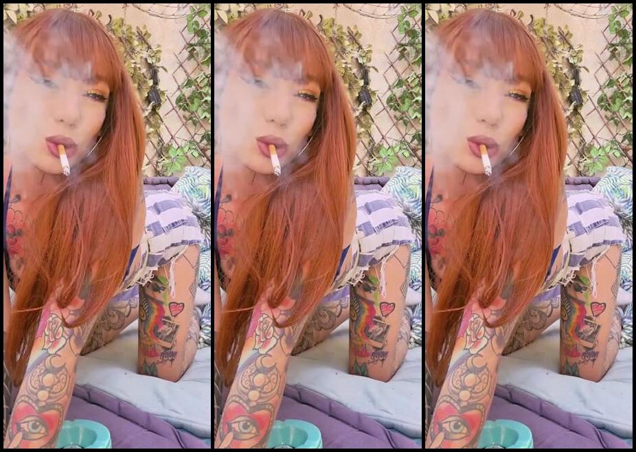 Queen Kinkerbell Nicknamed Kinkerbell23 Onlyfans Today I Decided Two Newports For Breakfast Would Be A Good Idea And Oh How O